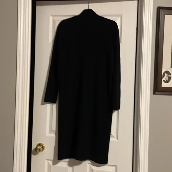 Cyrus Elegant Long Cardigan - Picture 2 of 4